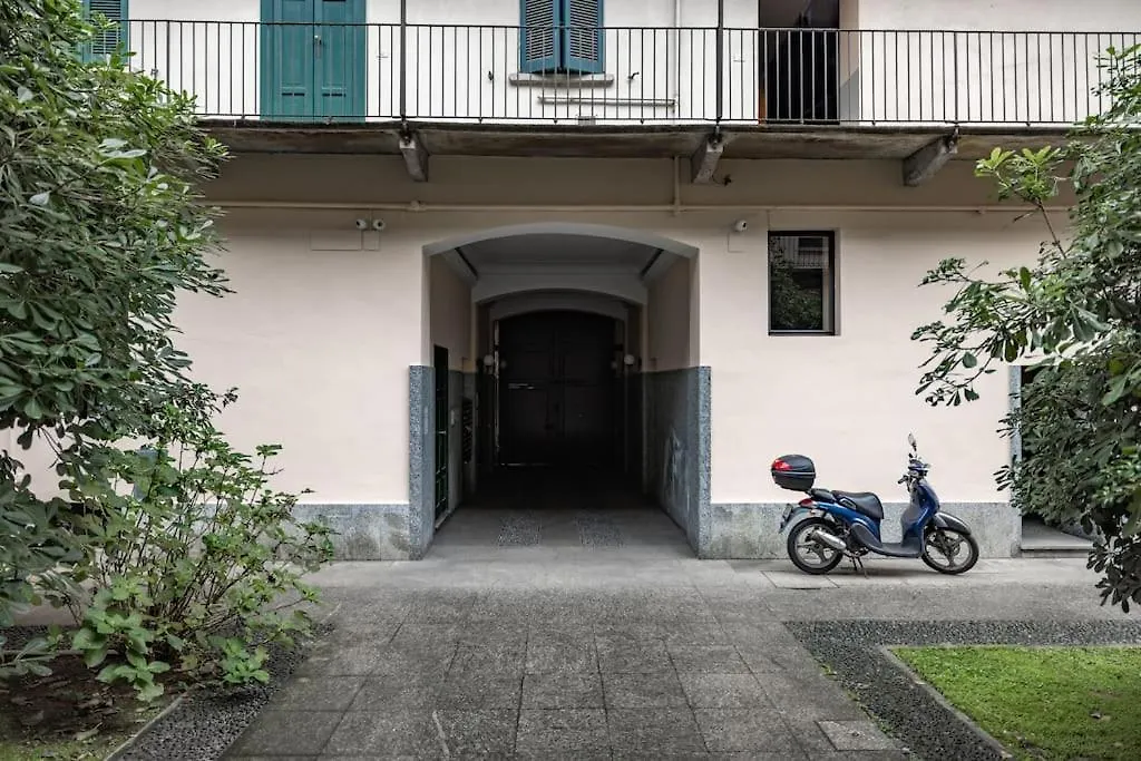 Milan Navigli Ringhiera House Apartment Italy